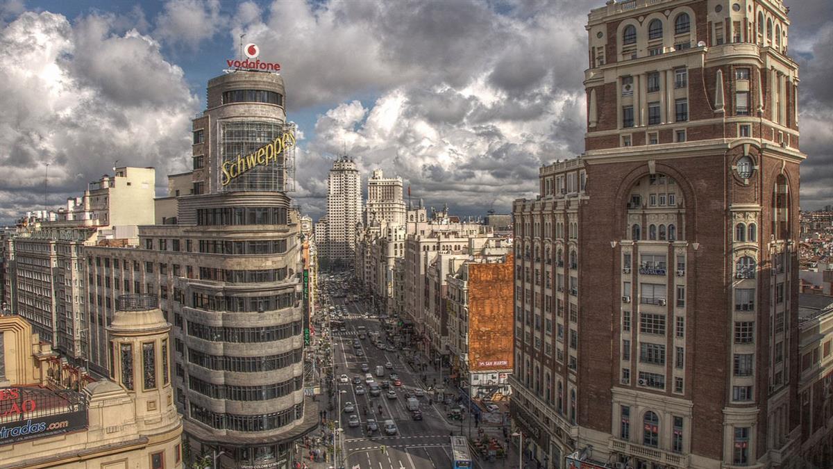 Madrid, con su rica oferta cultural y nocturna, alberga algunos de los más distinguidos casinos de España