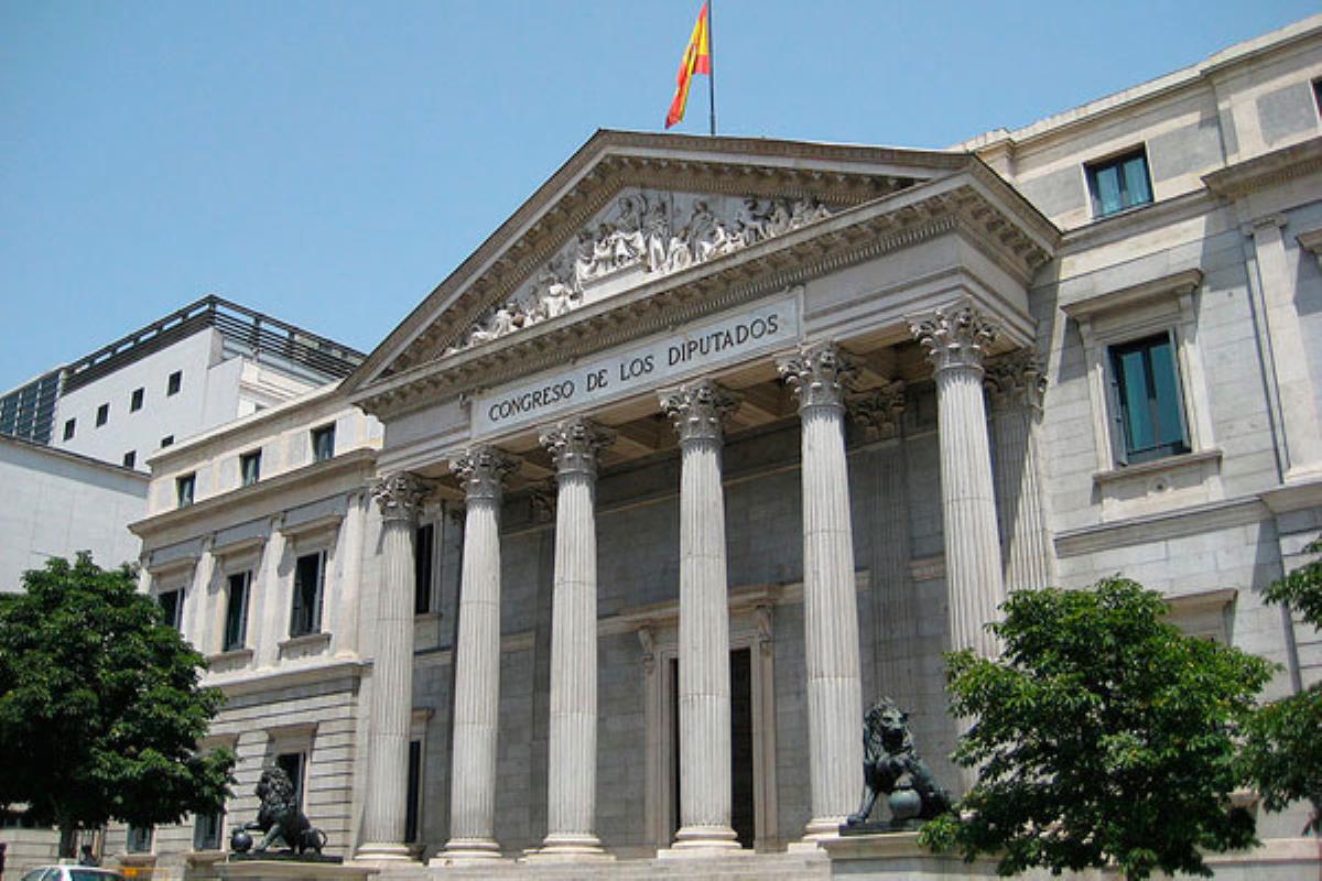 El Congreso aprueba su puesta en marcha con la única abstención de Vox
