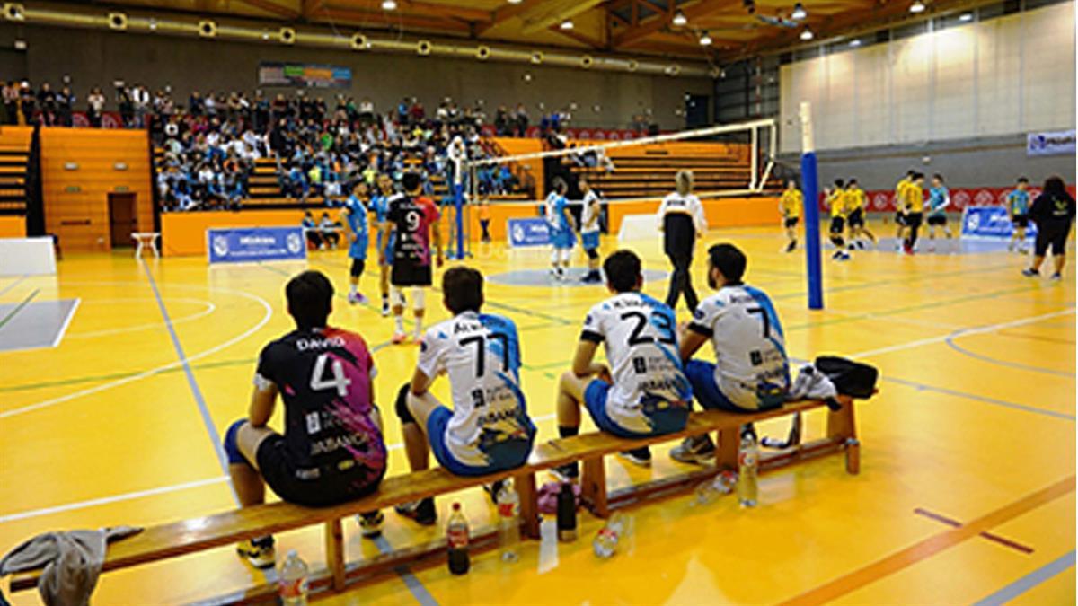 Se habilitarán tres pistas en cada uno de los pabellones municipales