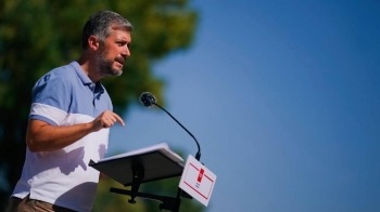 Se ha personado como acusación popular en el procedimiento contra el presunto autor de los fuegos 