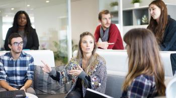 Una iniciativa que persigue divulgar información de interés para jóvenes