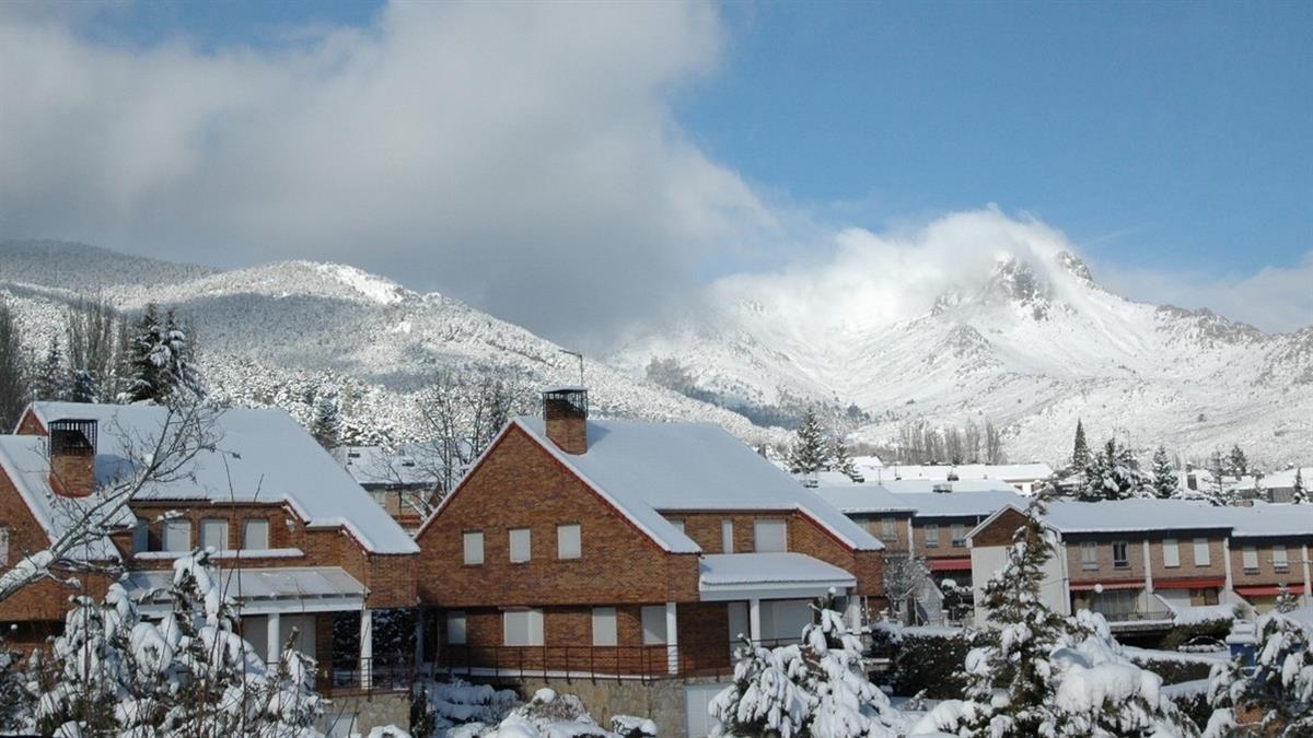Bajada de los mercurios, posibles precipitaciones y un aviso amarillo en la sierra por nieve y viento