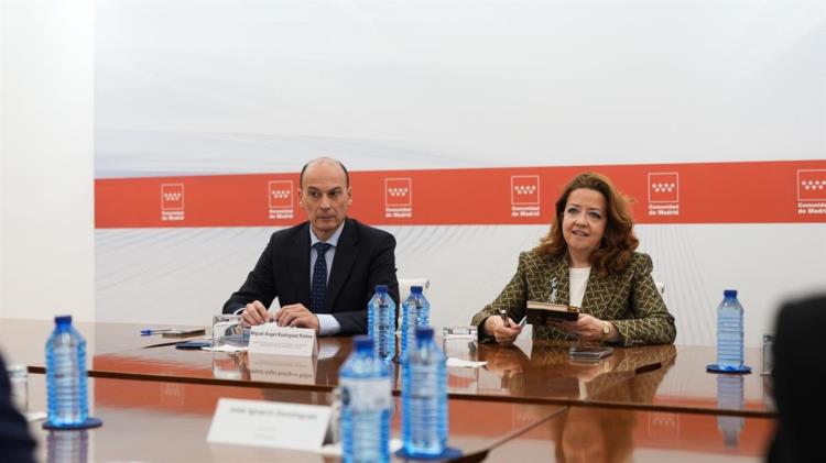 Madrid pide a la ministra "del ramo" que quite YA el Estatuto Marco