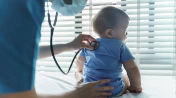 Esta medida supone la incorporación de 27 pediatras, 167 enfermeros y 139 auxiliares