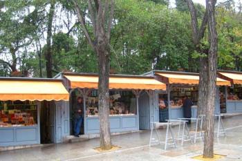 El Ayuntamiento de Madrid les exime del pago de canon mientras perdure el estado de alarma