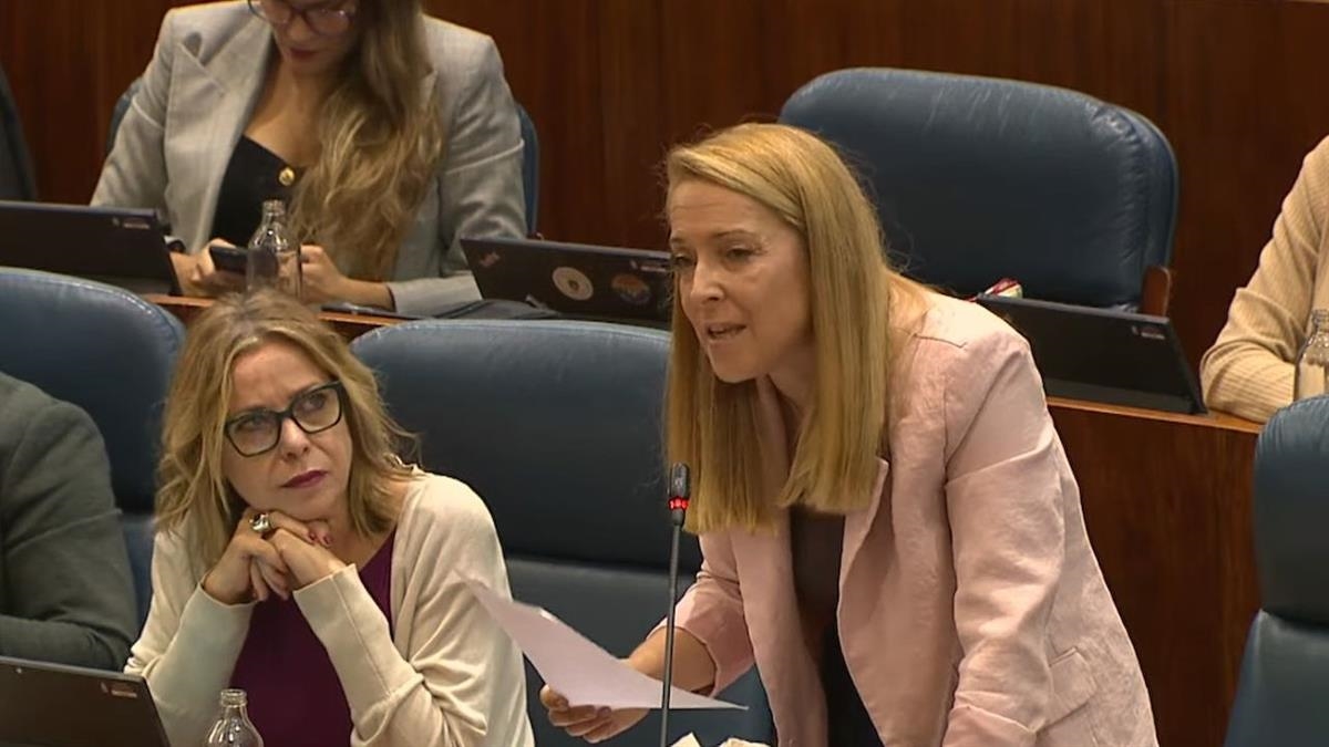 Miguel Ángel García Martín defiende la norma como apoyo a la vida y las familias, mientras Lorena Morales denuncia que estamos ante una "revolución ideológica"
