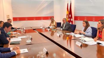 Madrid se reúne con el presidente del Ilustre Colegio de Farmacéuticos 