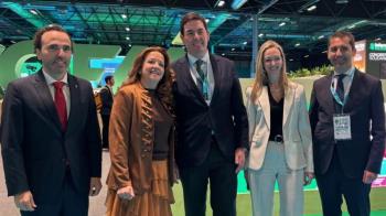 La consejera de Sanidad adelanta la inminente puesta en marcha de la Ley de Farmacia