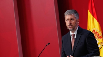 El portavoz del Gobierno regional exige la dimisión del presidente y la convocatoria de elecciones