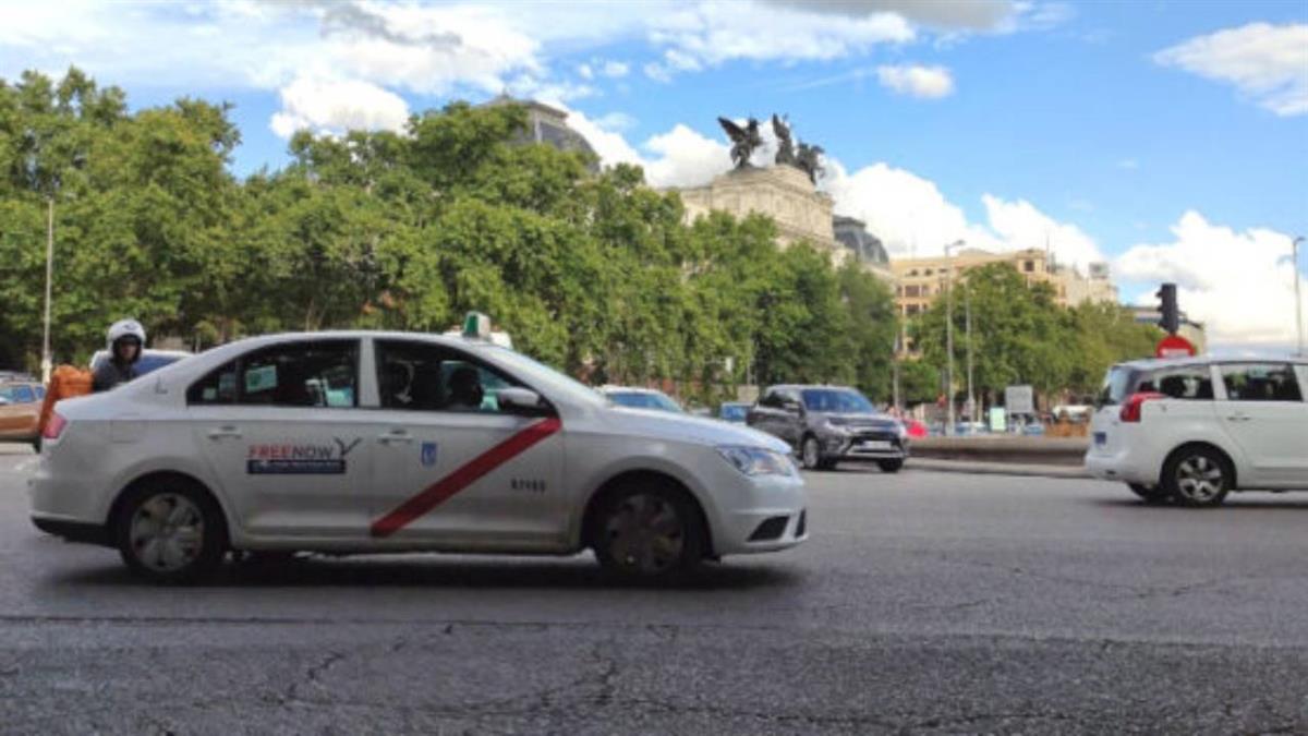 Para impulsar un servicio cada vez más adaptado a las personas con movilidad reducida