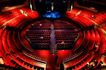 Con el objetivo de promocionar las artes visuales, cine y audiovisuales, artes escénicas y performances