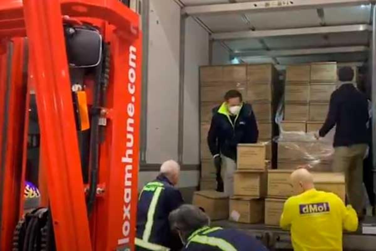 El Ayuntamiento anuncia el reparto de más de un millón de pares de guantes y 600.000 mascarillas