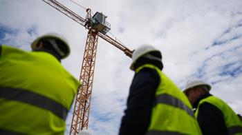 Supera por primera vez a Cataluña en afiliados a la Seguridad Social, a pesar de tener un millón menos de habitantes