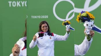 La española obtuvo la plata en la prueba de eslalon, logrando su tercera medalla de su palmarés olímpico
