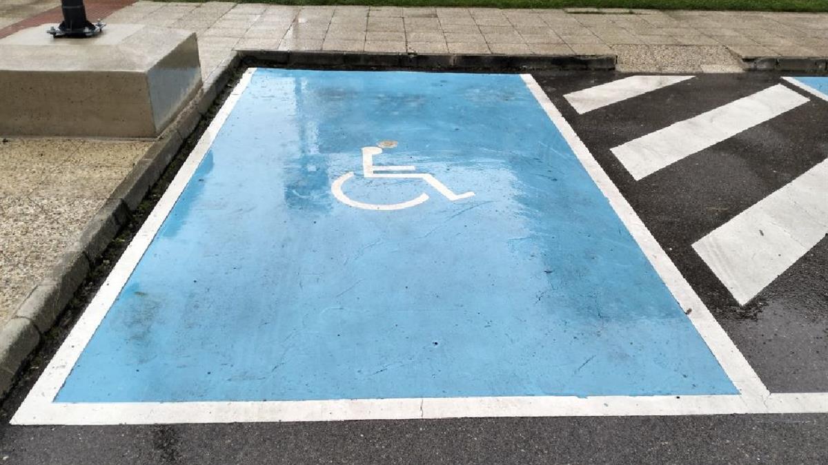 El sistema mejora la gestión de las plazas, incrementa la comodidad de los usuarios y reduce la emisión de gases a la atmósfera 