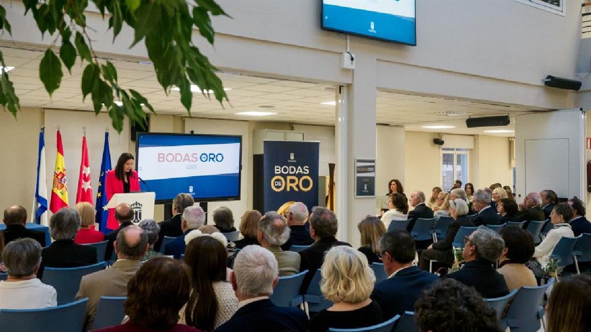 La localidad rinde homenaje a 21 parejas que celebran durante 2026 sus Bodas de Oro 