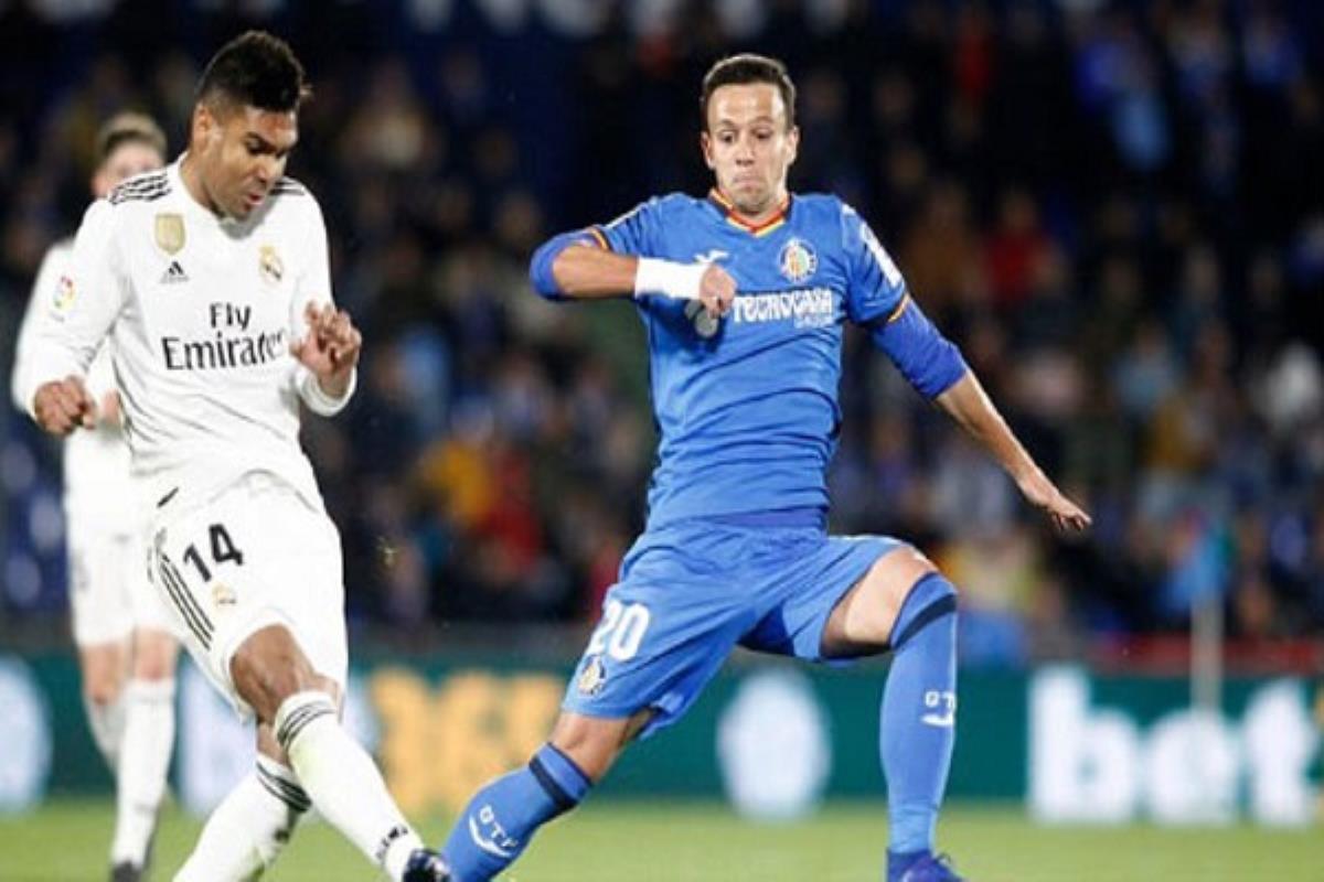 El Valencia se plantea la opción de recuperar al serbio, que ahora milita en el conjunto azulón 