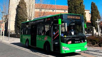 Mientras que el equipo de Gobierno mejora la movilidad dentro de la localidad, los vecinos consideran que “No se escuchan las necesidades reales”