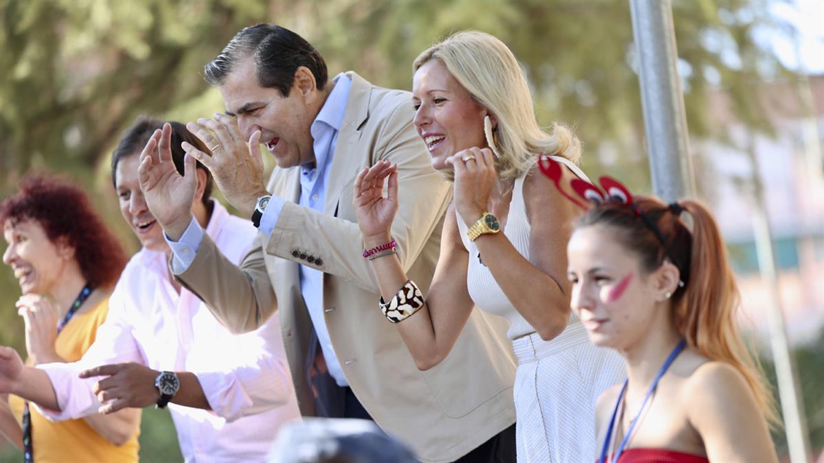Risas, juegos y aprendizaje en la colonia urbana del colegio