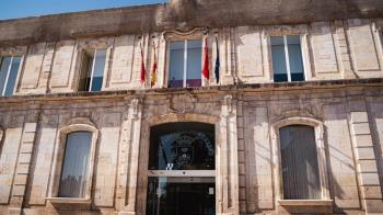 El Ayuntamiento cuenta con una deuda per cápita de más de 900 euros