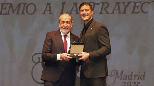 Mantovani, homenajeado en la Gala de la RFFM  