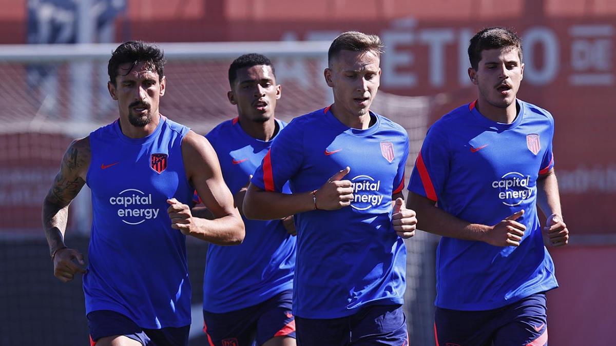 El canterano, Manu Sánchez, se encuentra aislado en su domicilio, siguiendo el protocolo
