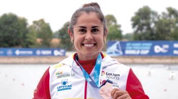 La deportista ribereña fue reconocida por la Federación Madrileña de Piragüismo