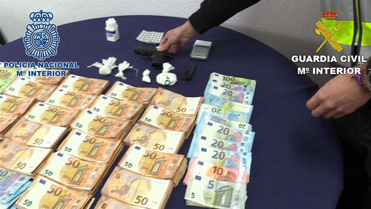 La Policía localiza grandes cantidades de esta sustancia estupefaciente