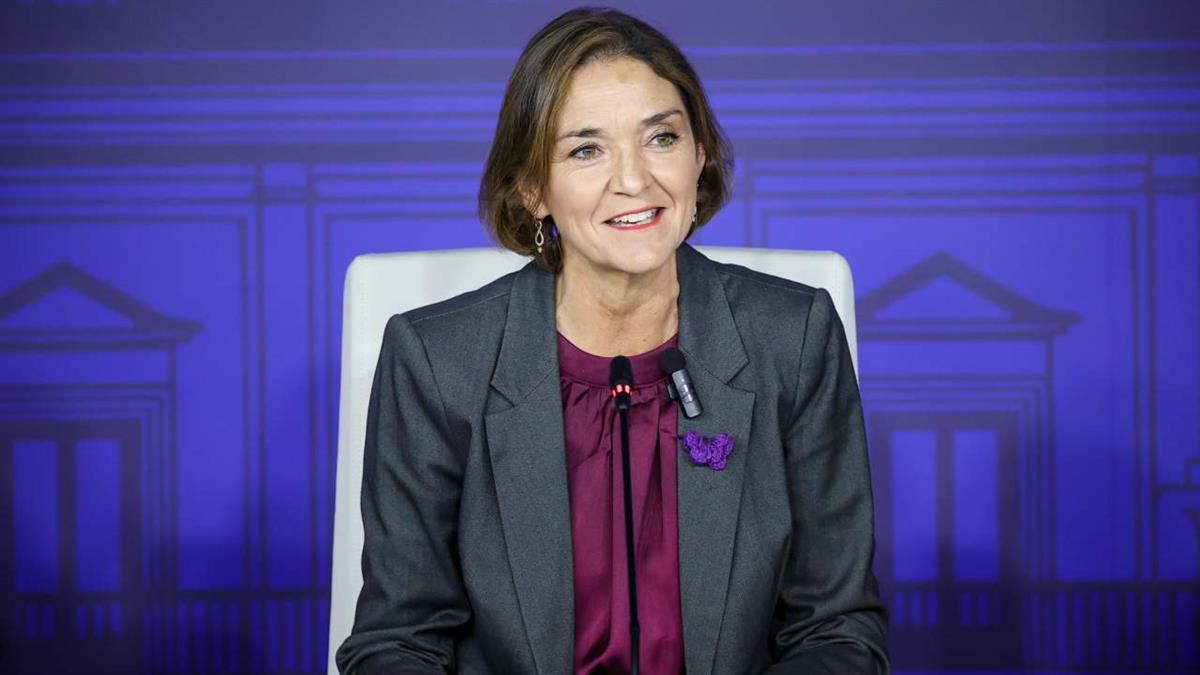 La portavoz del Partido Socialista afirma que el proyecto de Almeida está “agotado”