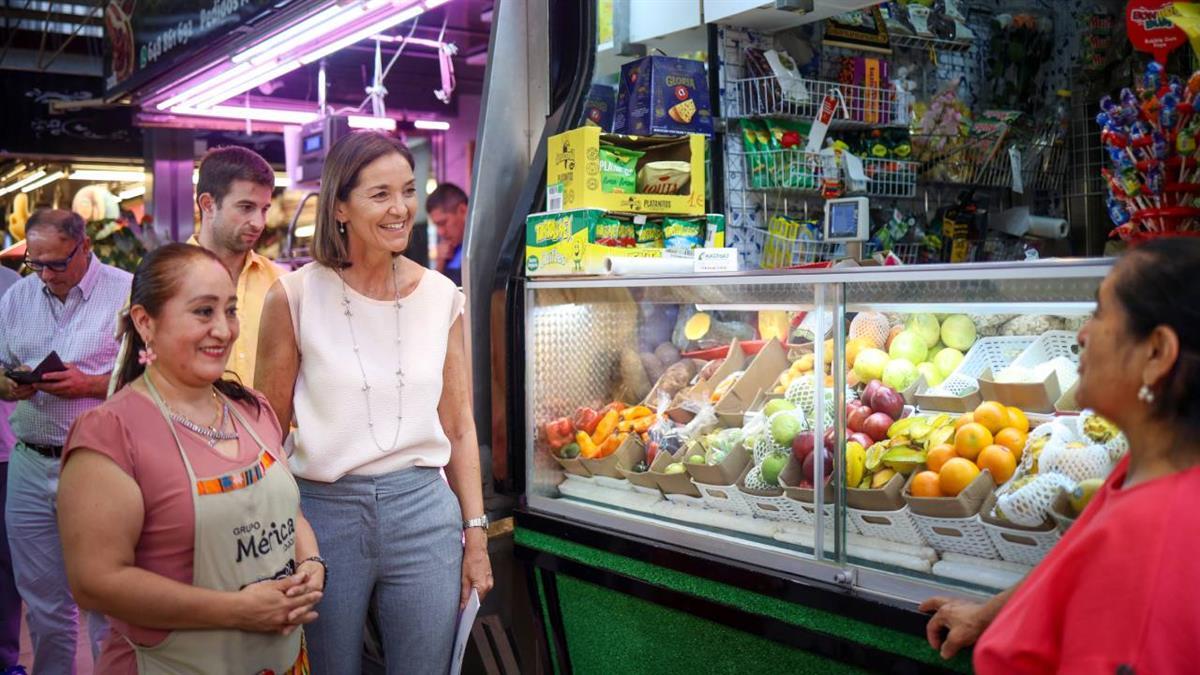 La portavoz del PSOE critica los “discursos de odio que está haciendo la ultraderecha amenazando con la deportación de millones de personas”