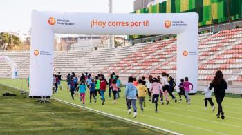 La octava edición de esta carrera ha congregado a 1.500 niños y ha reunido cerca de 3.900 euros