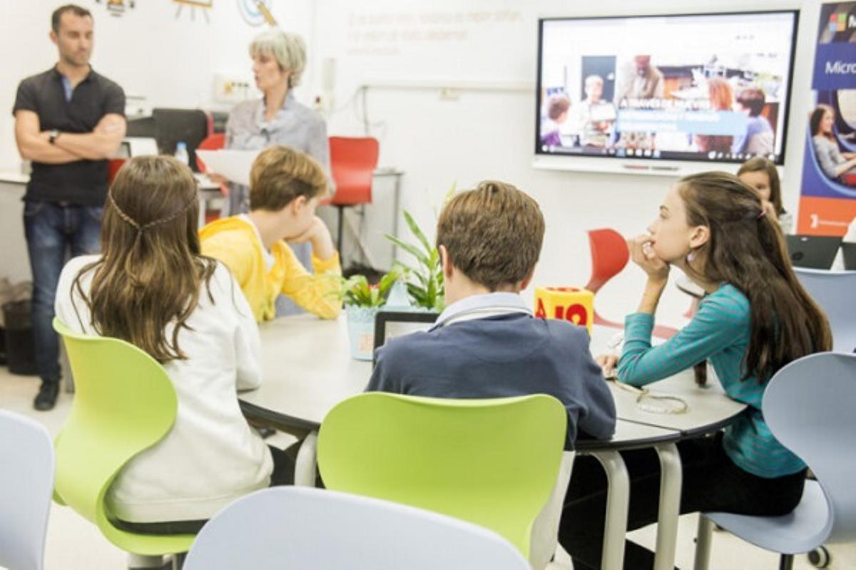 El Programa PAMCE ofrece proyectos para 30 centros públicos