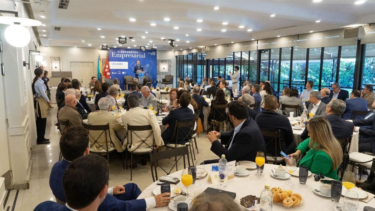 El Ayuntamiento destina cerca de 460.000 euros al mantenimiento de las áreas empresariales para reforzar su conservación, seguridad y competitividad