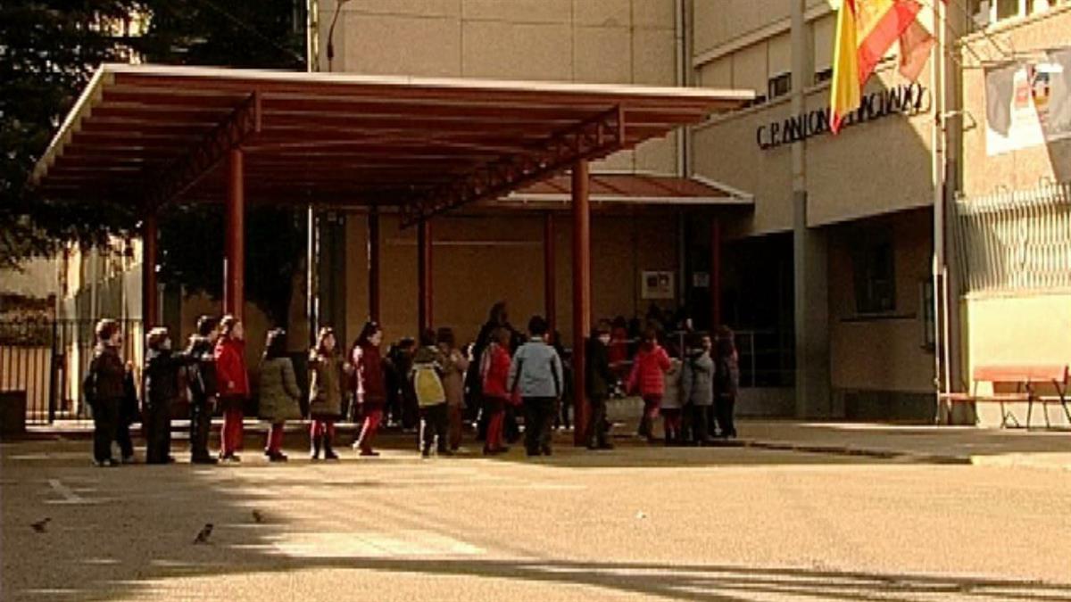 El Ayuntamiento afirma que estas becas son "complementarias con otras subvenciones"