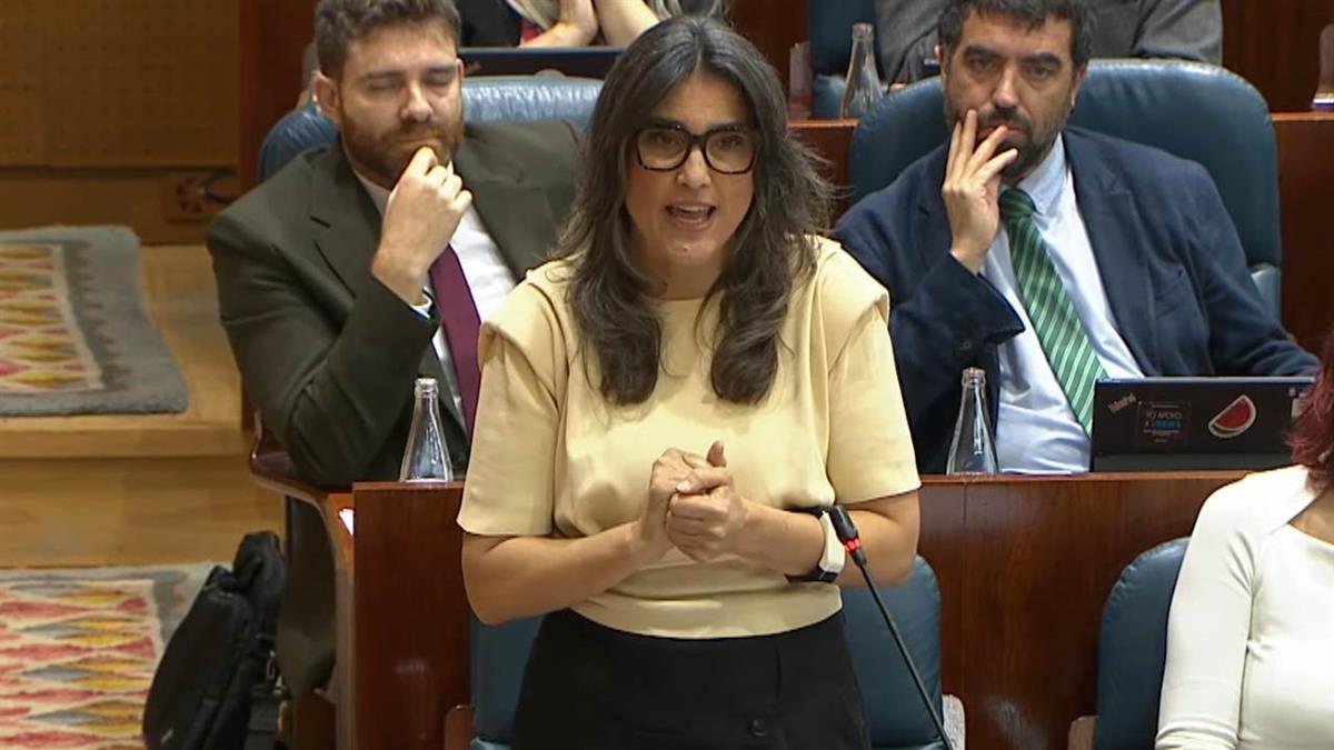 La portavoz de Más Madrid sostiene que su pareja “opera en Quirón con un nombre falso”