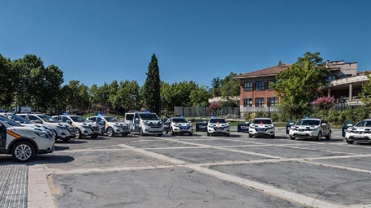 La ciudad contará con una ambulancia medicalizada y cuatro nuevos vehículos para la Policía Local