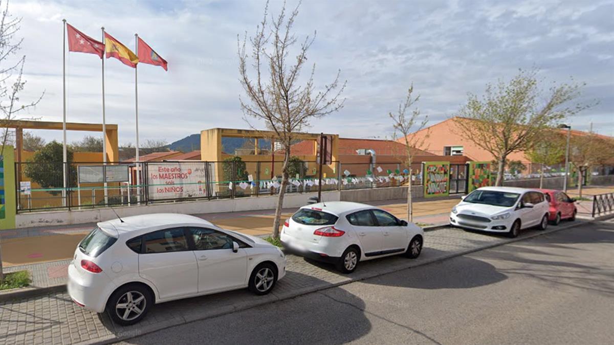 UP-IU llevará al pleno propuestas para mejorar los accesos en escuelas infantiles, colegios e institutos