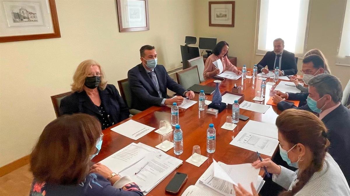 El consejero López ha participado hoy en la Comisión de Seguimiento del Convenio de Apoyo a la Fiscalía en materia de Investigación Criminal