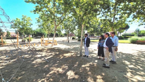 Villanueva renueva sus parques 