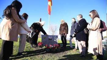 Villalba rinde homenaje al Guardia Civil asesinado por ETA en 2002