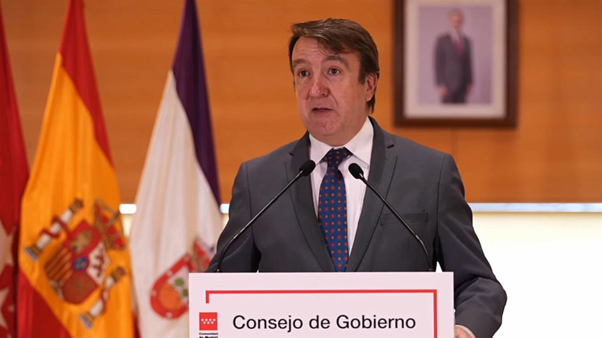 La presidenta madrileña celebra el Consejo de Gobierno en la ciudad liderada por Jesús Moreno