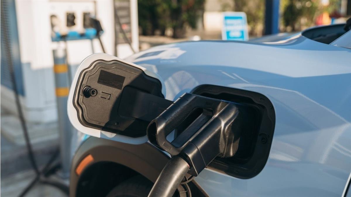 El sector del automóvil arranca 2026 con 16.654 unidades vendidas lo que sitúa su cuota de mercado  por encima del 18%