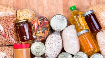 La distribuidora ha donado 11.900 kilos de productos de primera necesidad