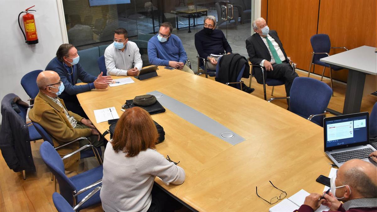 Las Asociaciones de Vecinos, Ecologistas en Acción y ciudadanos particulares han expuesto sus planteamientos