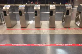 Este sistema limita el acceso cuando se supera el aforo previsto y será ampliado en 148 estaciones