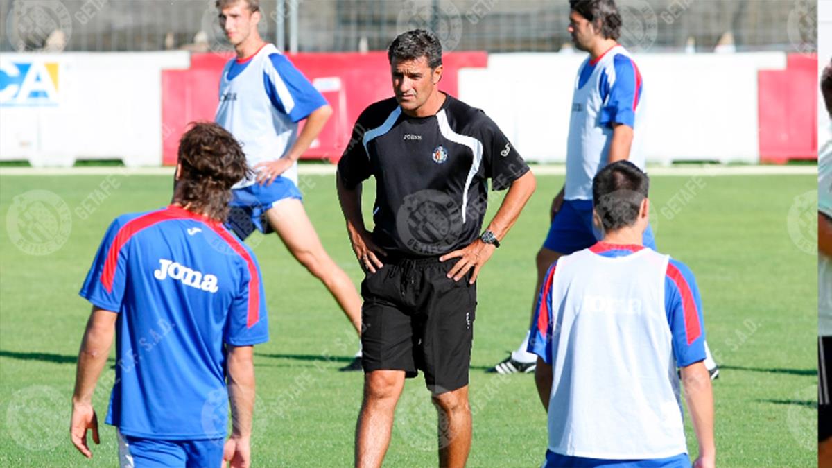 El técnico ha llegado para llevar al club azulón a lo más alto