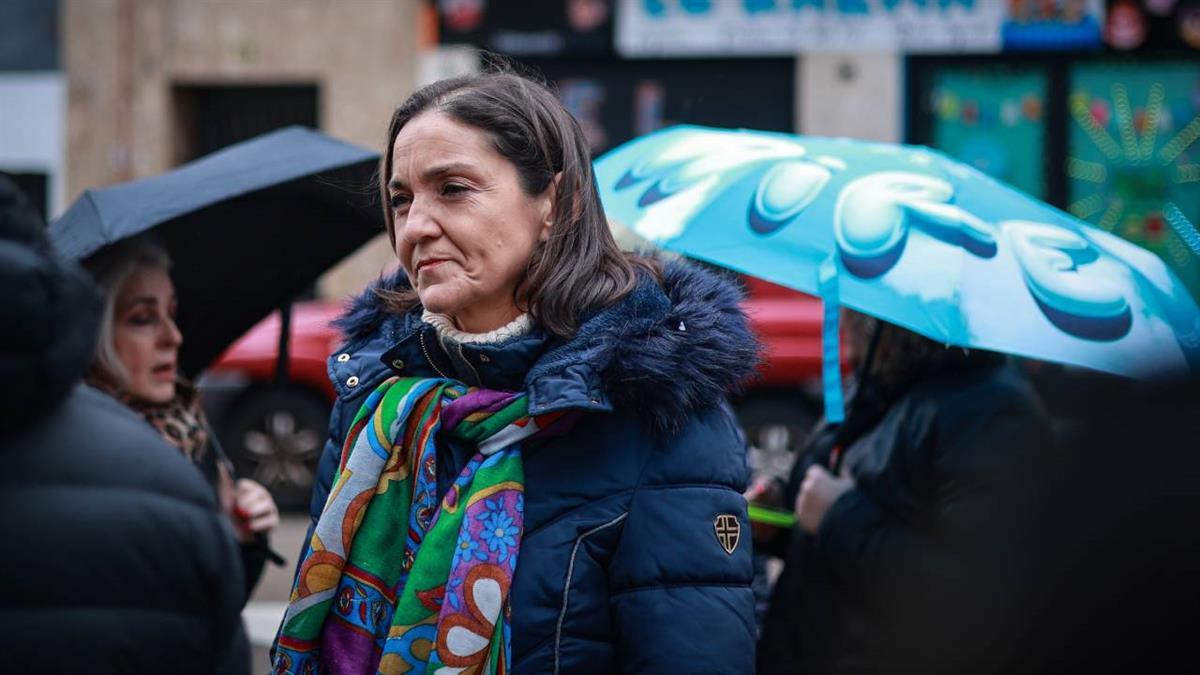 La portavoz del PSOE, Reyes Maroto, pone el foco en la “construcción de vivienda pública” por parte del Gobierno de España