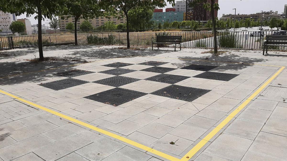 La formación argumenta que estas instalaciones ayudan a aliviar el calor