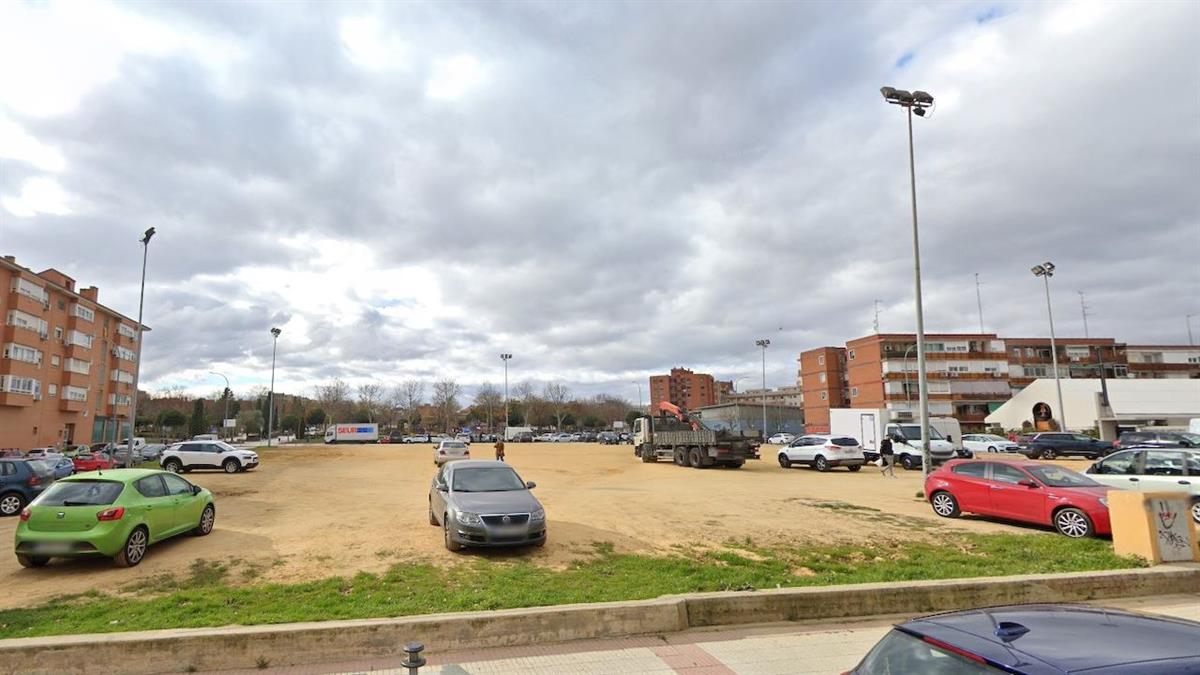 Los populares, además, proponen construir un aparcamiento municipal subterráneo en la zona de El Ferial