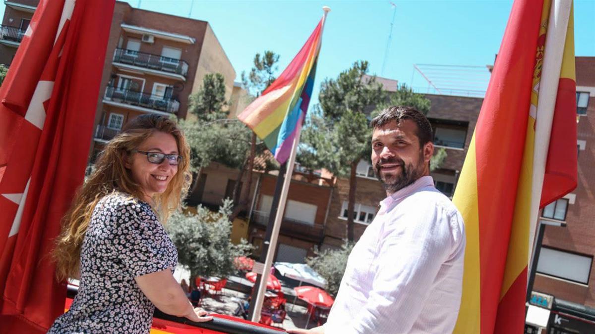 La moción plantea la elaboración de un Plan contra la LGTBIfobia en el plazo de nueve meses. 